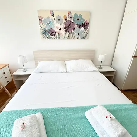 Mira Lägenhet Zadar